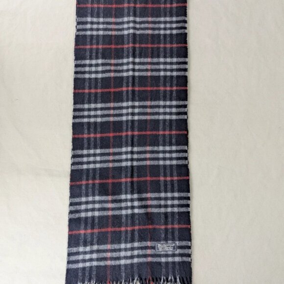 Classic Burberry's Lambswool Scarf Blue – Unisex – Soft & Warm Designer Fashion - Picture 4 of 7